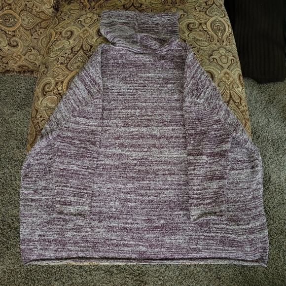 EUC Barefoot Dreams Cozychic Funnel Neck Pullover Red Wine Marled Oversized OS - Picture 14 of 14